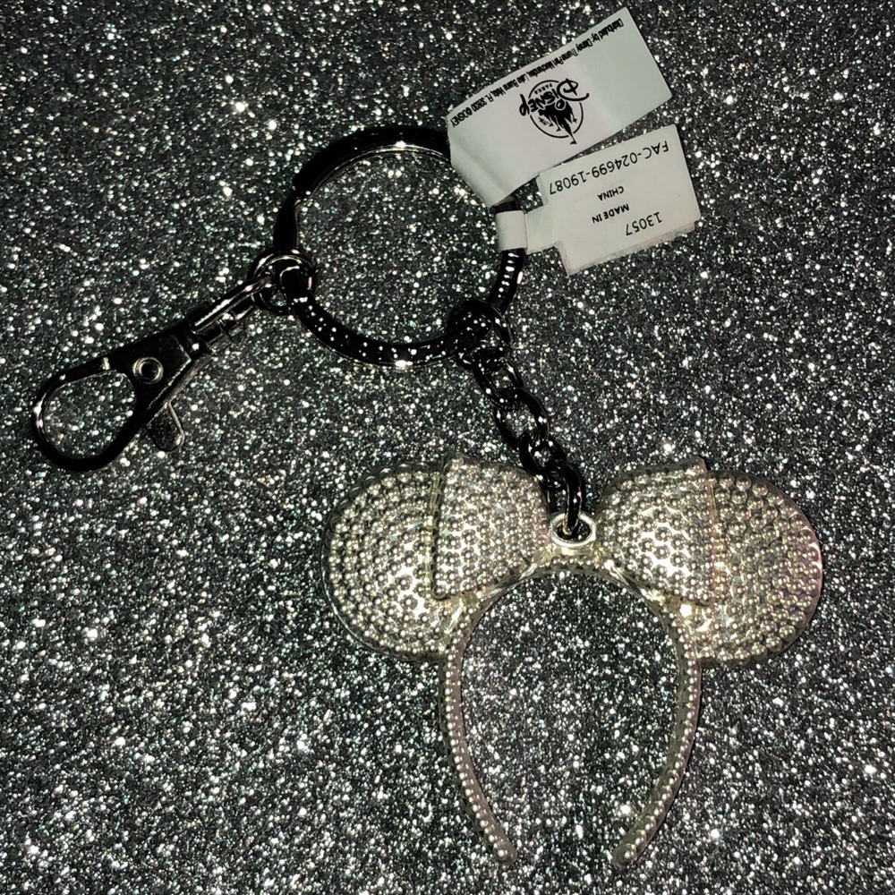 New Disney Parks silver magic mirror ears keychain